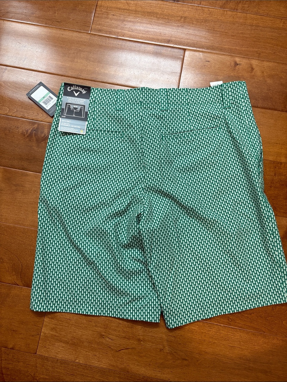 Callaway Green Geo-Print Men’s Flat Front Golf Shorts - Picture 3 of 5